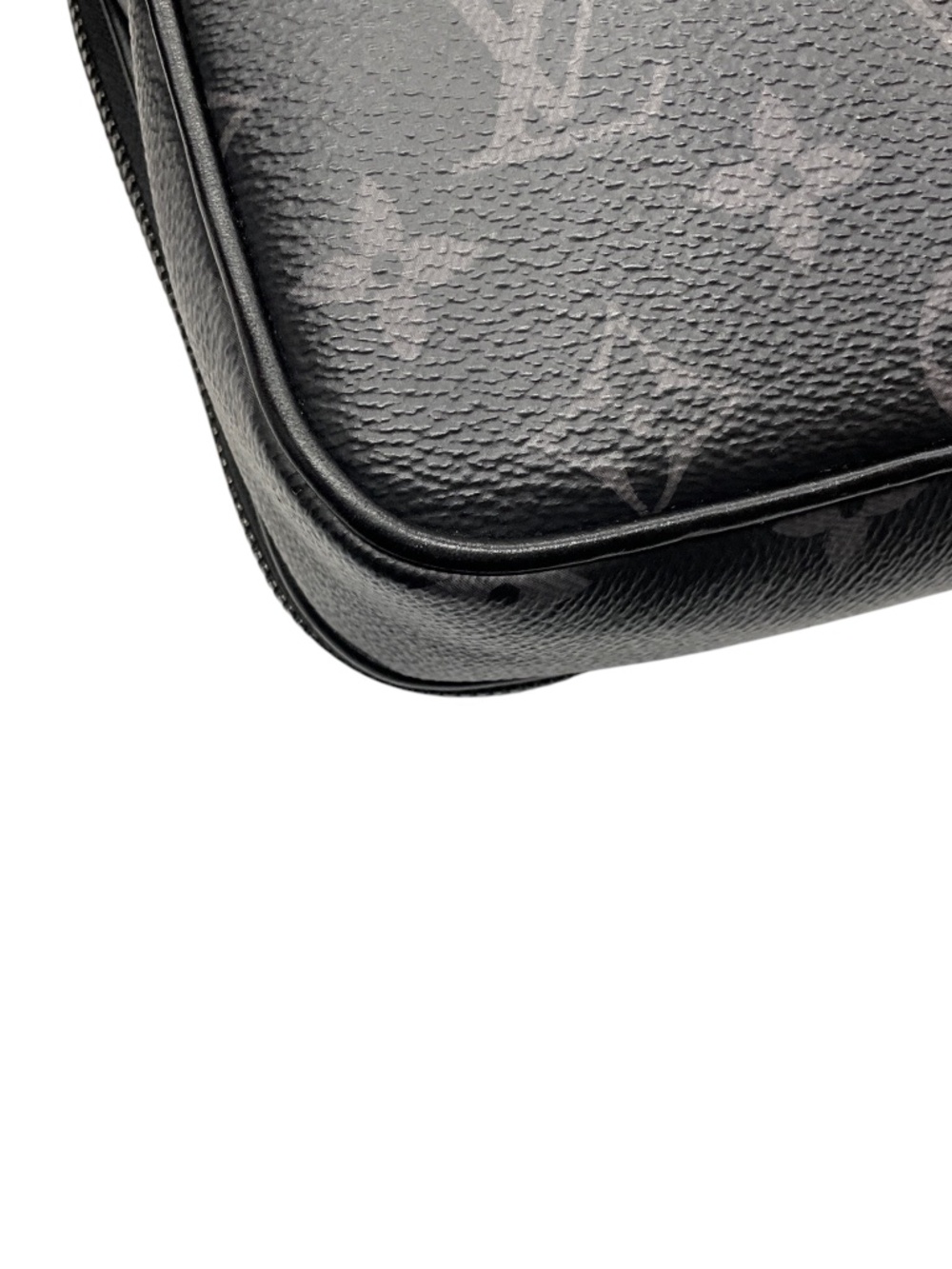 LOUIS VUITTON BLACK MONOGRAM CANVAS AND LEATHER ALPHA MESSENGER BAG - Picture 10 of 13